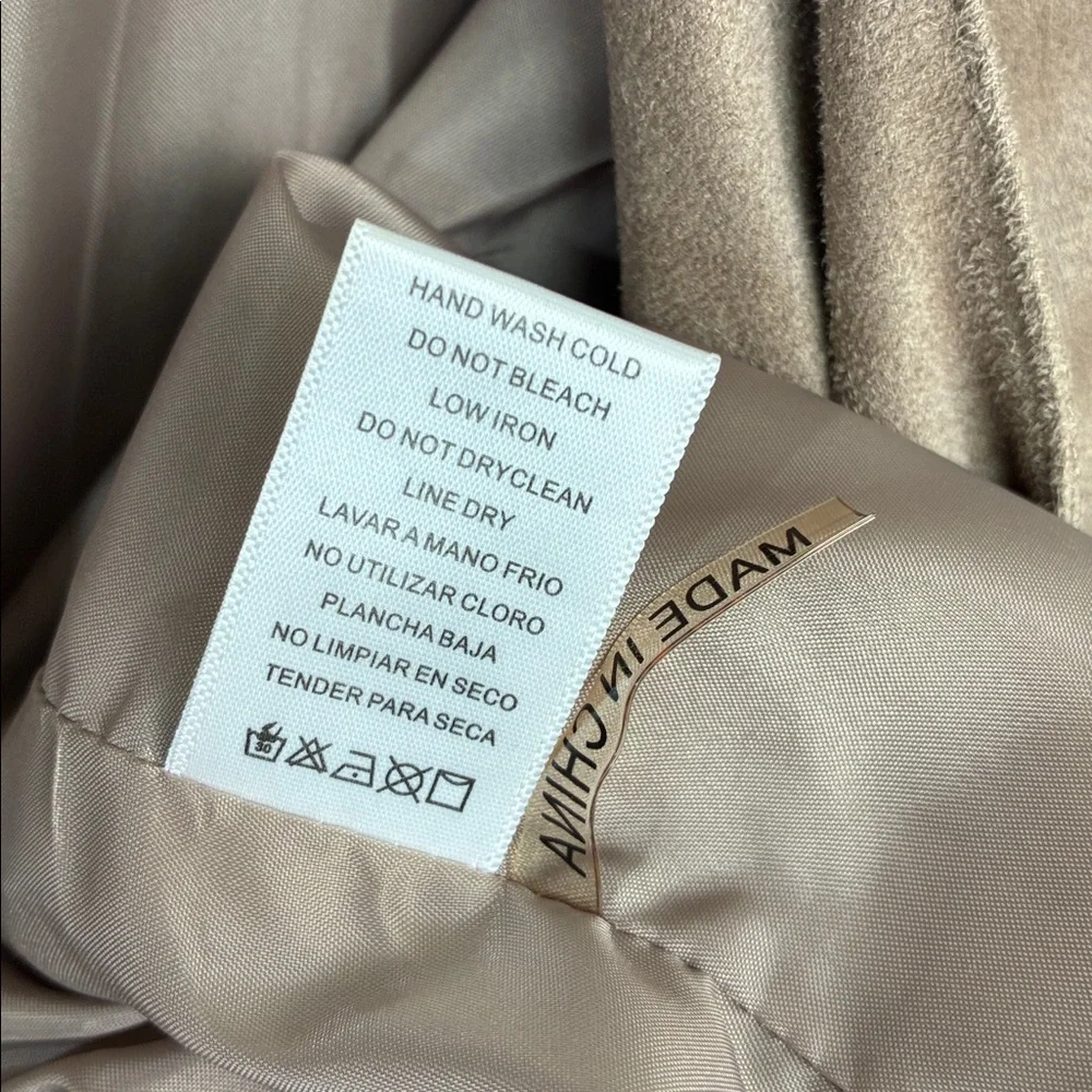 Bajee Collection Jacket - Picture 6 of 6